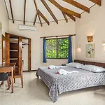 Guacamaya Lodge