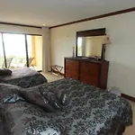 Sunset Heights 402