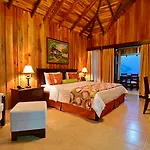 Hotel Lomas Del Volcan