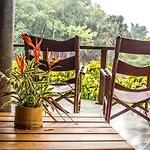 Macaw Lodge