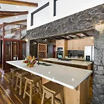 Playa Potrero - Beachfront Villa, Big Private Pool - Casa Bella Catalina