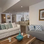 Marina Pez Vela Villas