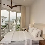 Marina Pez Vela Villas