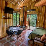 Cabanas Hoja Verde