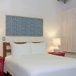 Olas Verdes Hotel