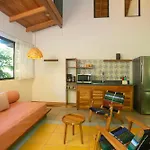 Olas Verdes Hotel