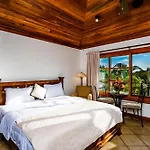 Casa Arrecife - 5Bdr Beachfront Villa - Ethereal Sunsets