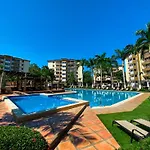 Costa Linda Walking Distance To The Beach