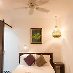La Fortuna Lodge By Treebu Hotels