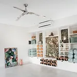 Mother Earth Luxury Boutique Hotel, Restaurant & Spa (Adults Only)
