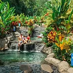 Hotel Arenal Kioro Suites & Spa