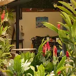 Hotel Laura\'S House