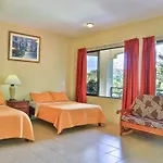 Pacifico Loft Hotel