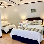 Hotel Playa Espadilla & Gardens