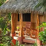Luna Lodge