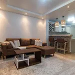 Amara House Arenal Central Location