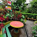 Cabinas El Pueblo B&B Monteverde