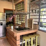 Zen Zaru Jungle Retreat Wildlife, Spa & Sea Views