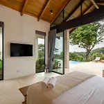Bahia Rooms