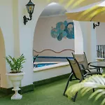 Vista Suites At Parador - Adults Only