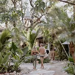 Sendero Hotel