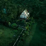 Mali\'S House