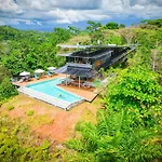 Cielo Lodge
