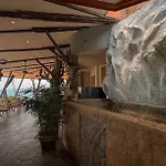 Issimo Suites (Adults Only)