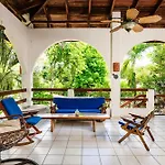 Casa Sueca Hotel - At The Beach