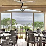 Beachfront Hotel Tramonto