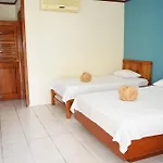 Hostel Backpackers La Fortuna