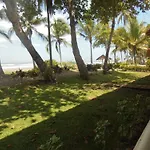 Delfin Beach Front Resort