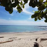 Pura Vida House Cabo Blanco
