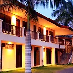 Blue Palm Hotel