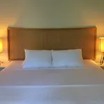 Harbor Reef Hotel