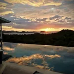 Amazing Ocean View Villa Vista Chocoyas