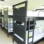 Room2Board Hostel And Surf School