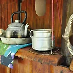 Howler Monkey Hotel