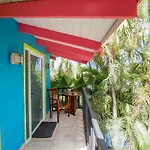 Tamarindo Village Hotel
