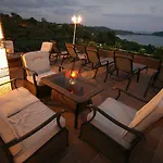La Mansion Inn