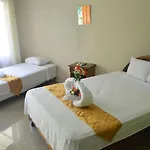 Manuel Antonio Hostel Resort