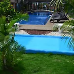 Beachfront Hotel Tramonto