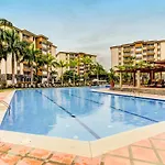 Costa Linda 7-13