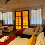 Hotel Mimos