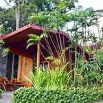 Arco Iris Lodge