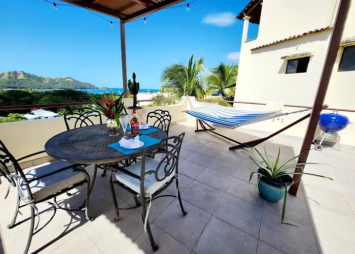 Amazing Oceanview Rooftop Terrace Walk To Beach