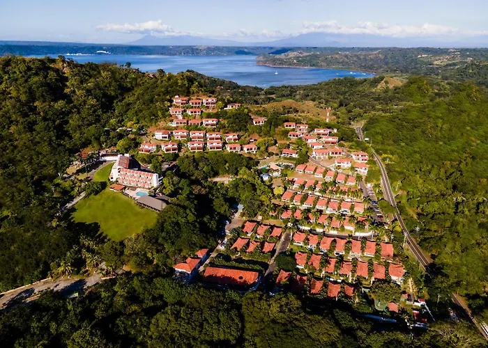 Villas Sol Beach Resort