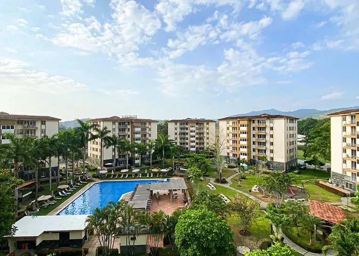 Costa Linda Walking Distance To The Beach