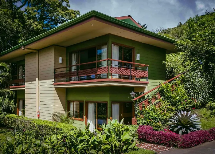Ficus Sunset Suites