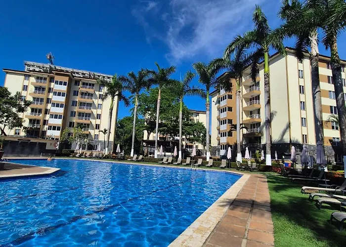 3 Bedroom Condo, Playa Y Surf, Especial Para Familias Costa Linda 4-19